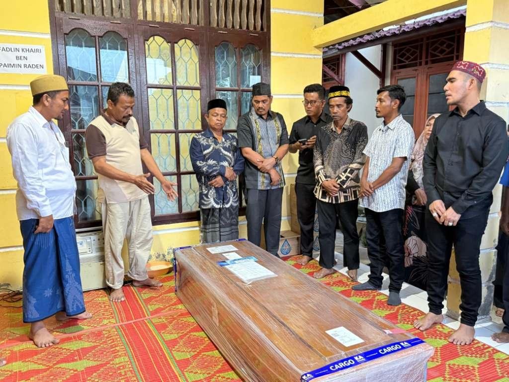Indonesian Senator Facilitates Repatriation of Acehnese Man’s Body Amid Financial Struggles